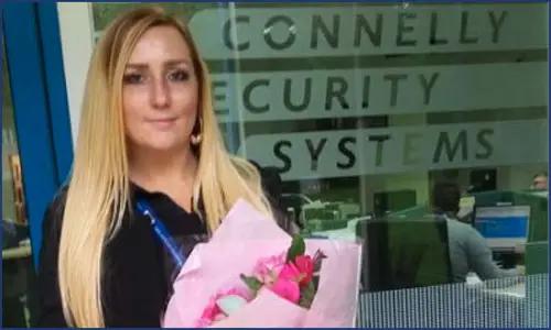 Kirsty receives flowers for customer praise